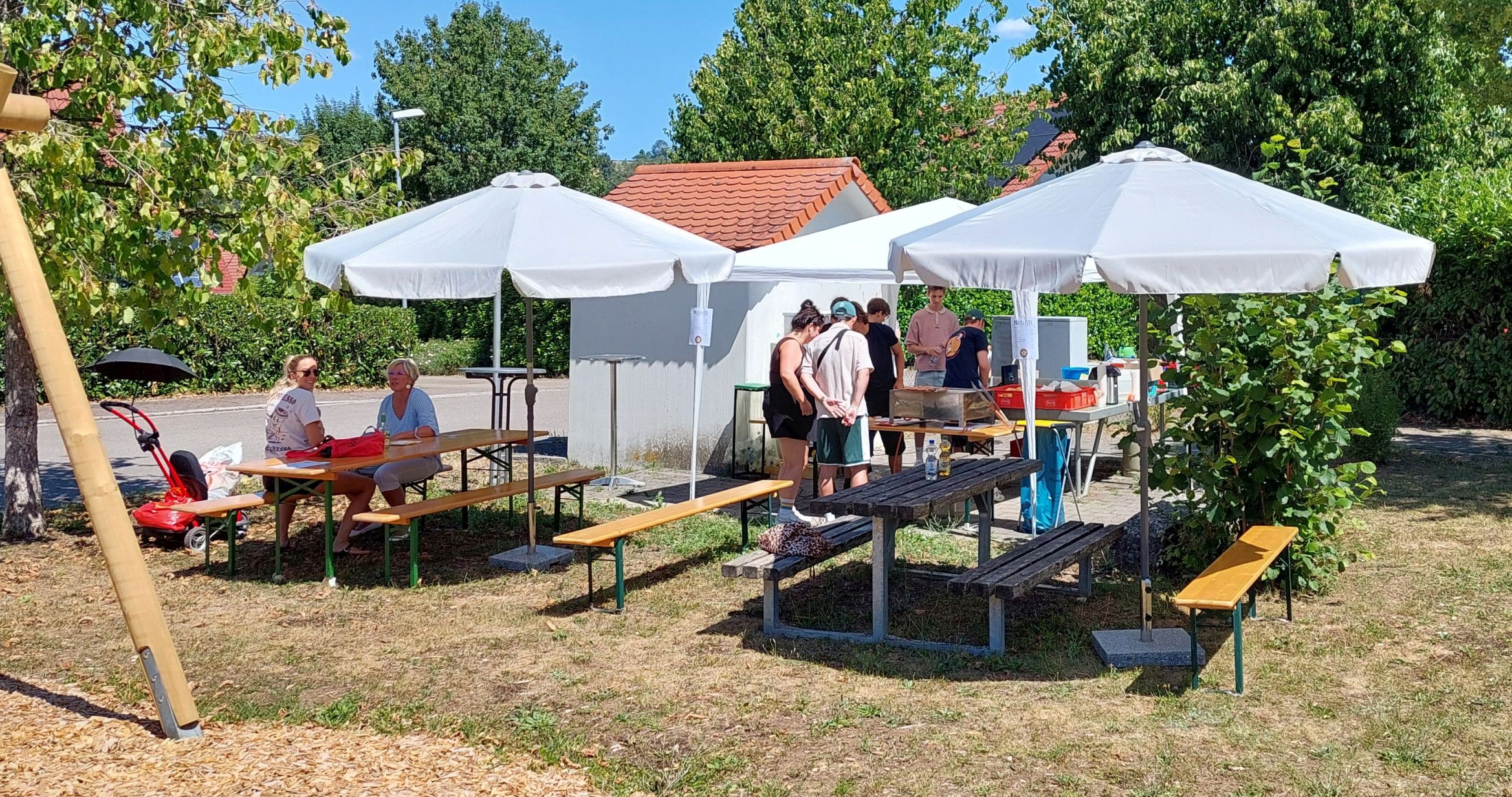 20260704 Flohmi aufgebaut